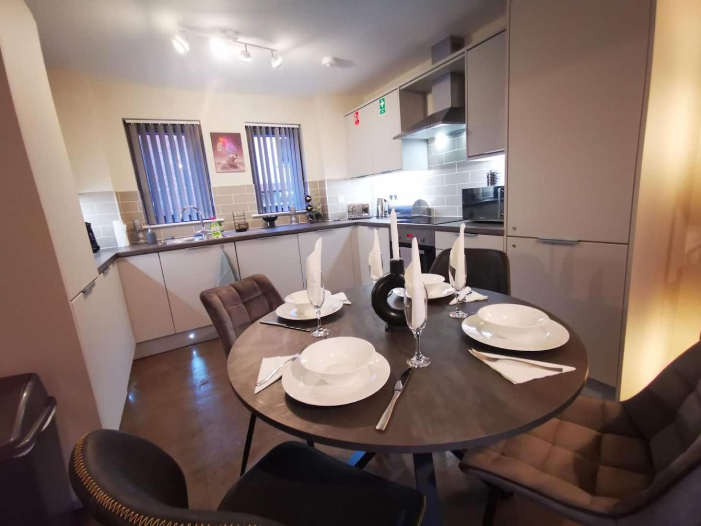 Belfast Central 2 Bedroom Luxurious Modern Stay 外观 照片