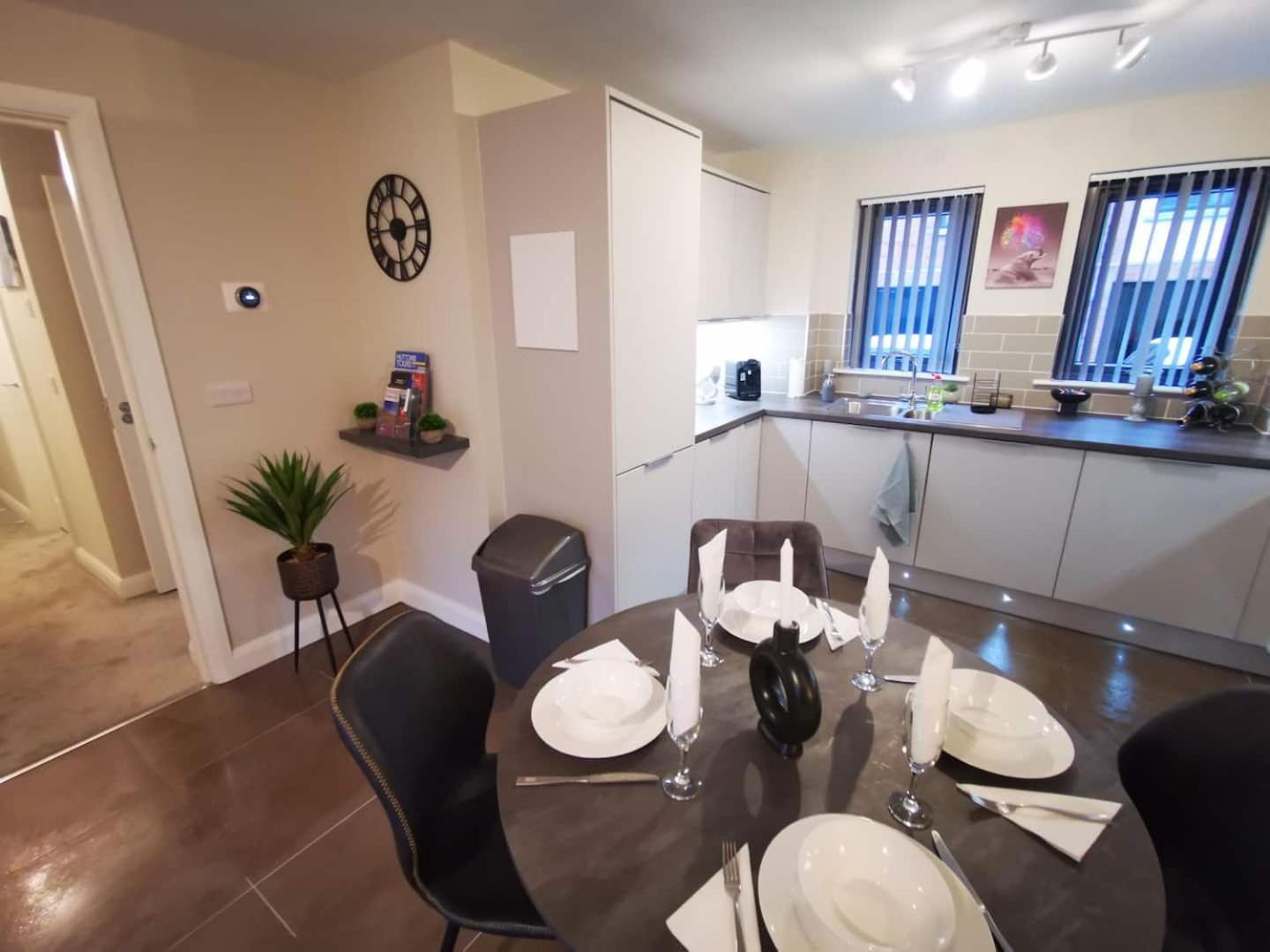 Belfast Central 2 Bedroom Luxurious Modern Stay 外观 照片